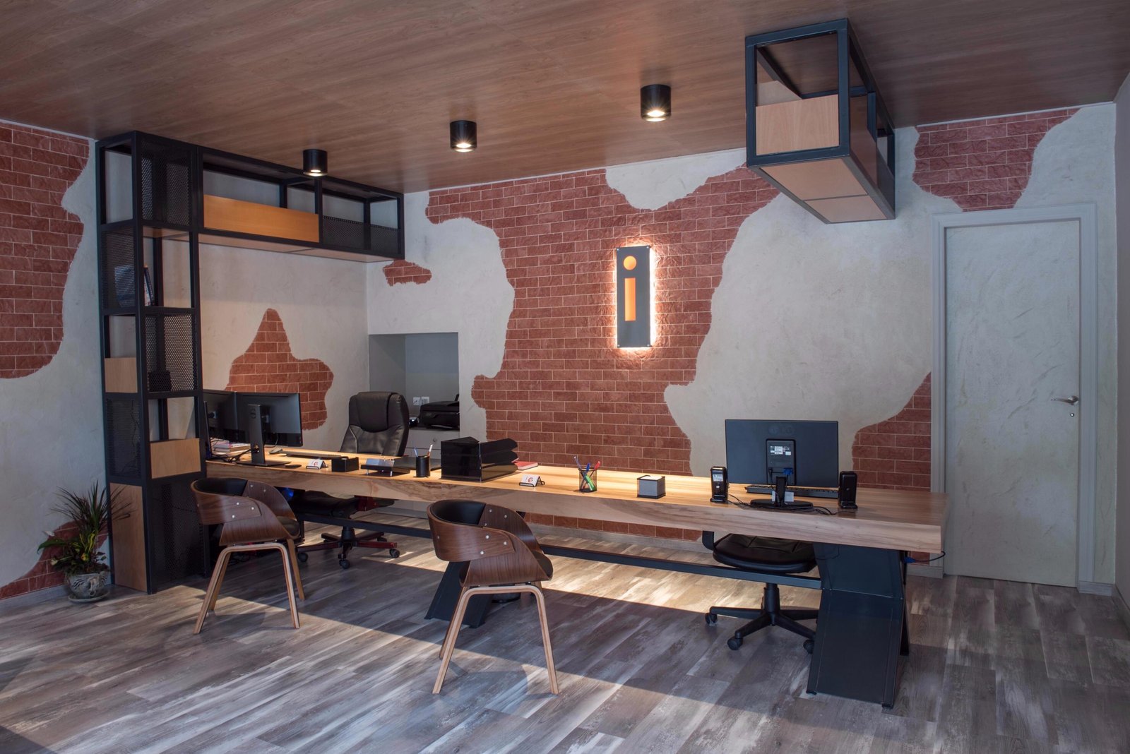 I-WEB STUDIO 2019 1 i Web 1