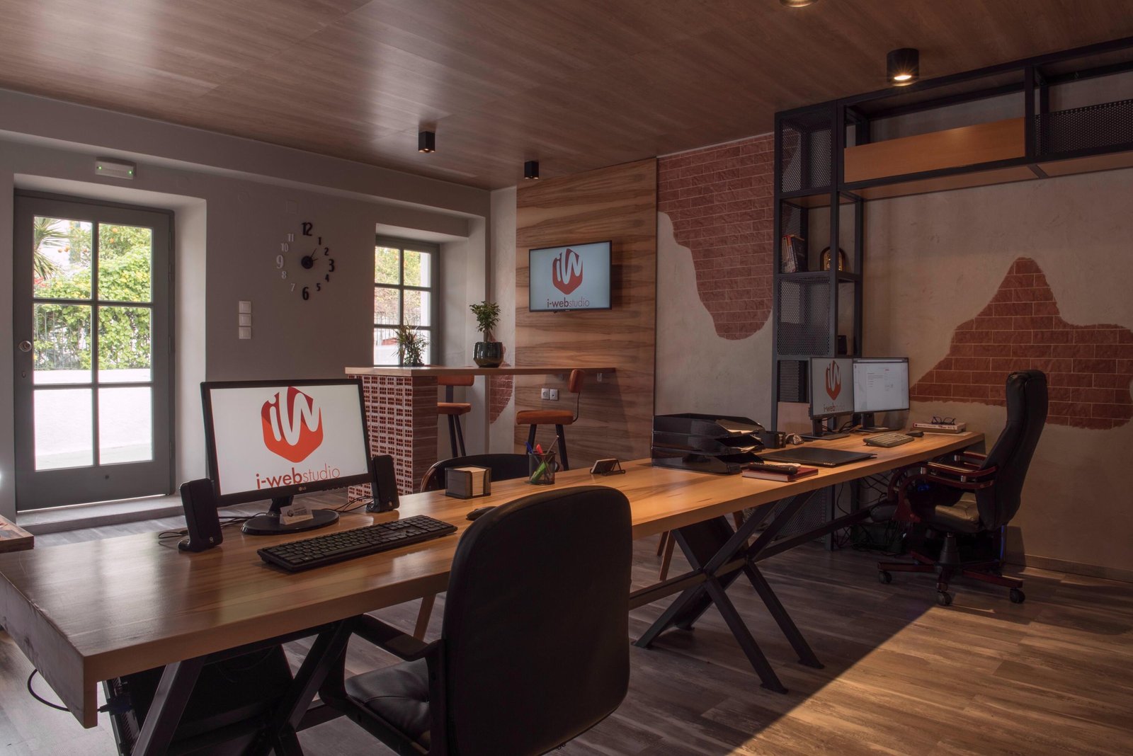 I-WEB STUDIO 2019 4 i Web 4