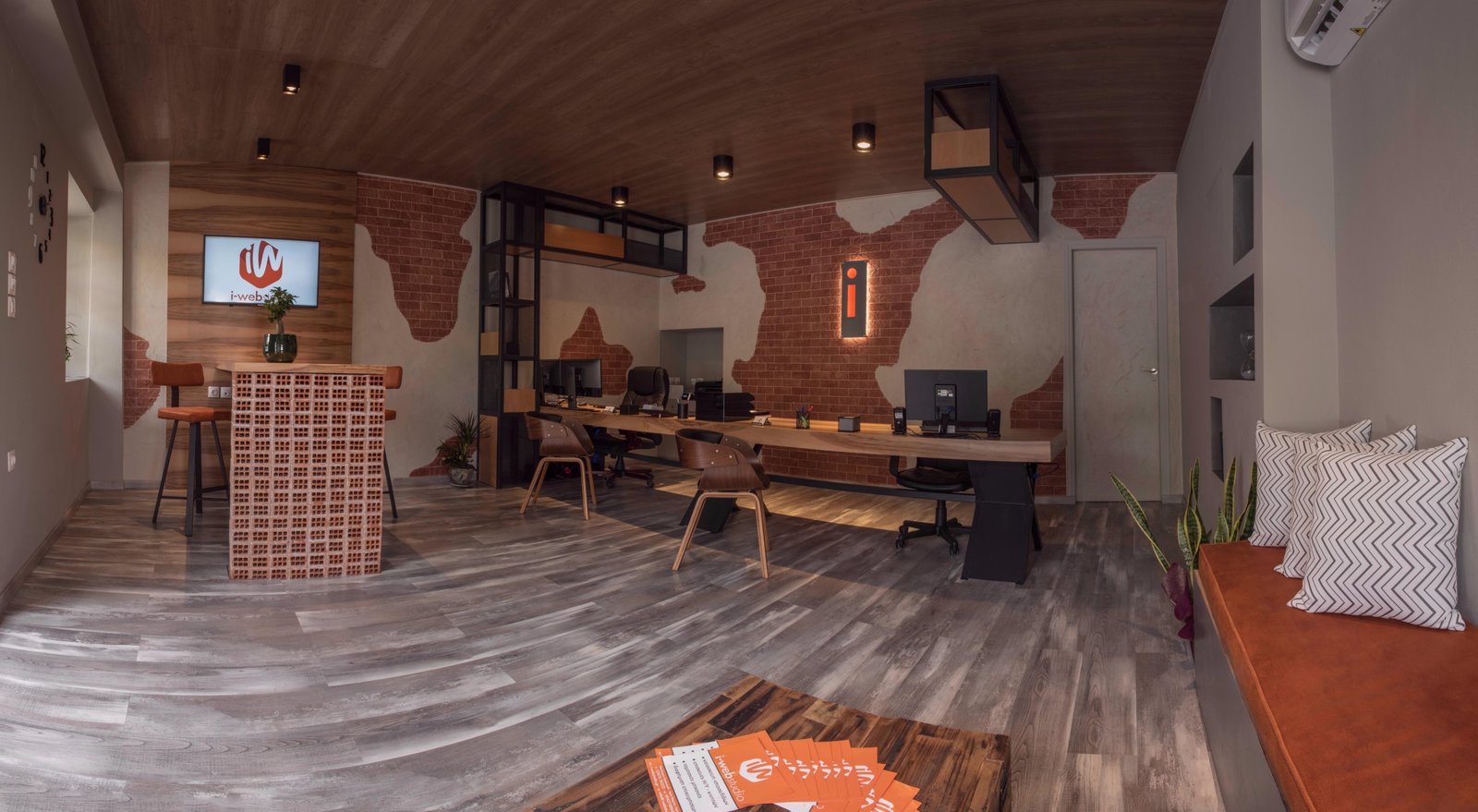 I-WEB STUDIO 2019 5 i Web 5 1